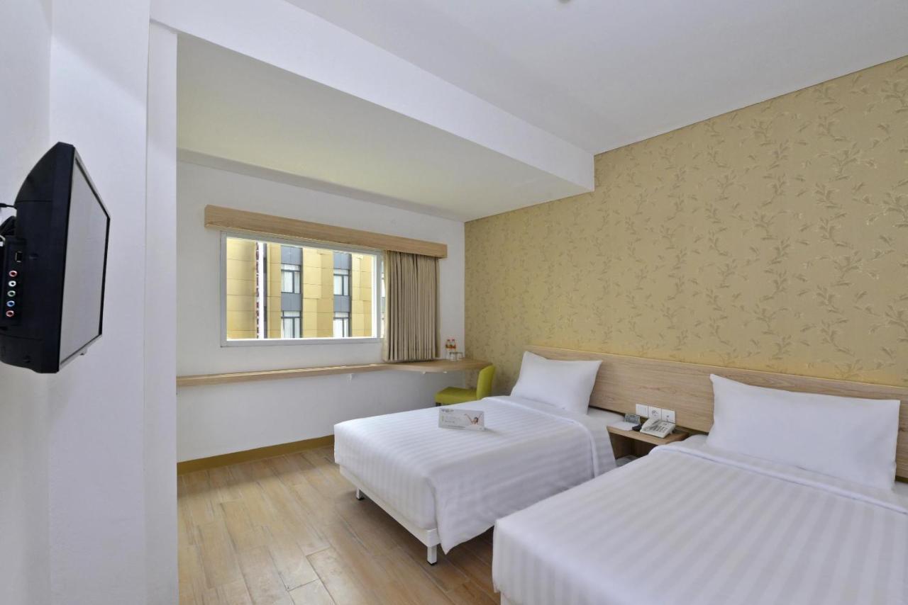 Whiz Hotel Falatehan 자카르타 외부 사진