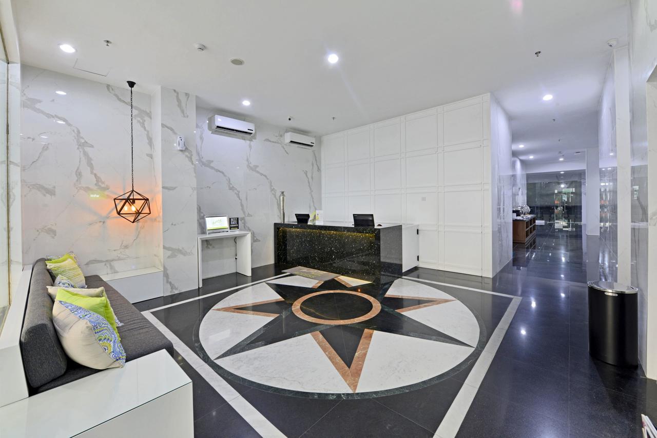 Whiz Hotel Falatehan 자카르타 외부 사진